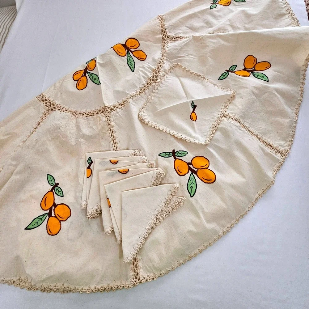 Vintage Embroidered Fruit Round Tablecloth and 6 Napkins Set Crochet Lace Trim